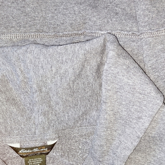 Eddie Bauer Grey Pullover V-Neck Sweatshirt with Front Pouch - Picture 4 of 7